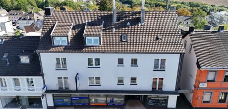 d5e50277-f35c-4bbd-9823-41e49eb30f7a-1938733814