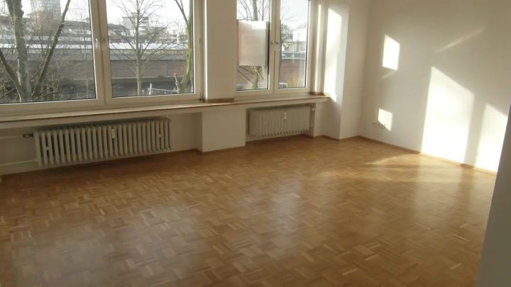  In traumhafter Lage: Düsseldorf-Oberkassel - vielseitig nutzbares Mehrfamilienhaus