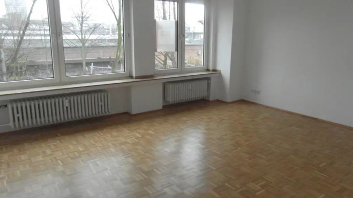  In traumhafter Lage: Düsseldorf-Oberkassel - vielseitig nutzbares Mehrfamilienhaus