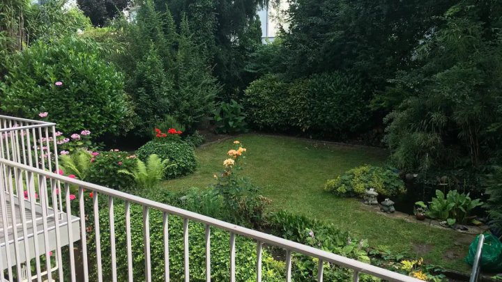  In traumhafter Lage: Düsseldorf-Oberkassel - vielseitig nutzbares Mehrfamilienhaus